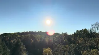 Vue panoramique depuis le haut du terrain